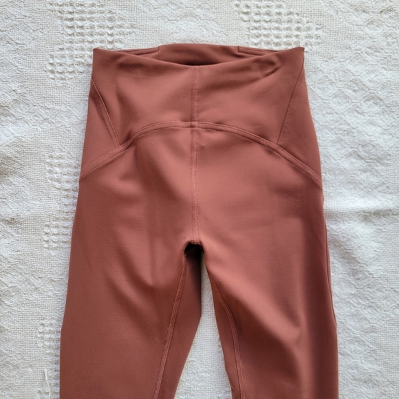 Lululemon In Still High-Rise Athletic Activewear 25" Legging , Ancient Copper - Picture 5 of 10